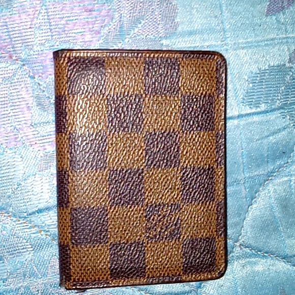 Louis Vuitton Brown checkered wallet - Picture 1 of 3